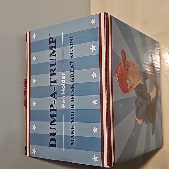 Dump a Trump Pen Holder - Picture 6 of 6